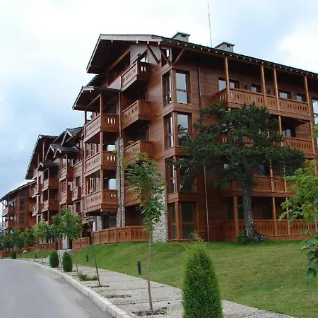 Stylish Wooden With Terrace In Pirin Golf Hotel&spa Complex Razlog