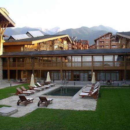 Stylish Wooden With Terrace In Pirin Golf Hotel&spa Complex *