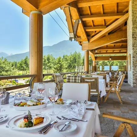 Stylish Wooden With Terrace In Pirin Golf Hotel&spa Complex Razlog